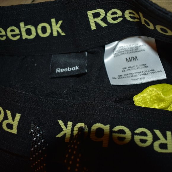 Reebok - Picture 4 of 4